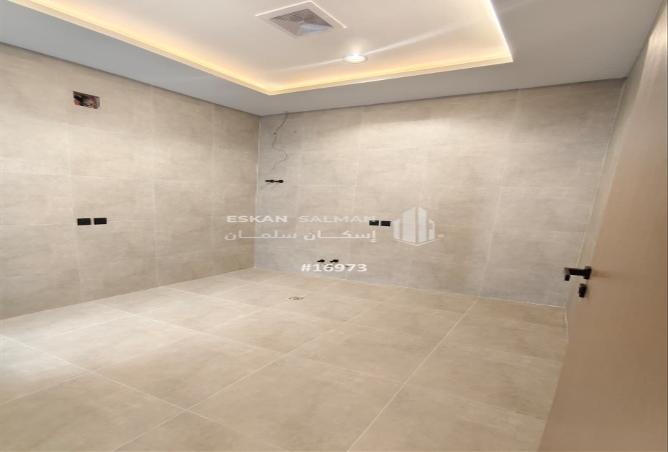 257169 - Property Image 2