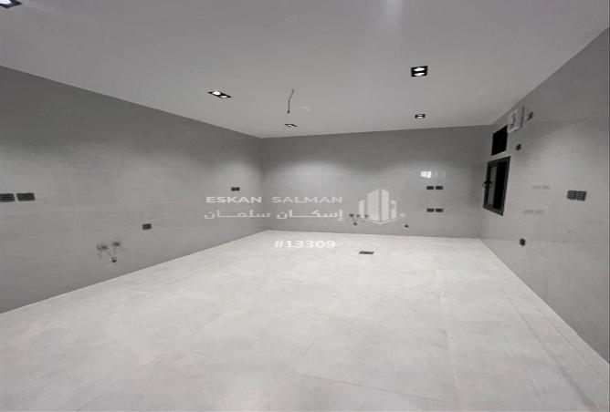 251068 - Property Image 3