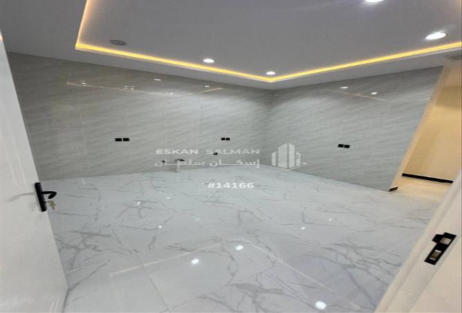 252966 - Property Image 2