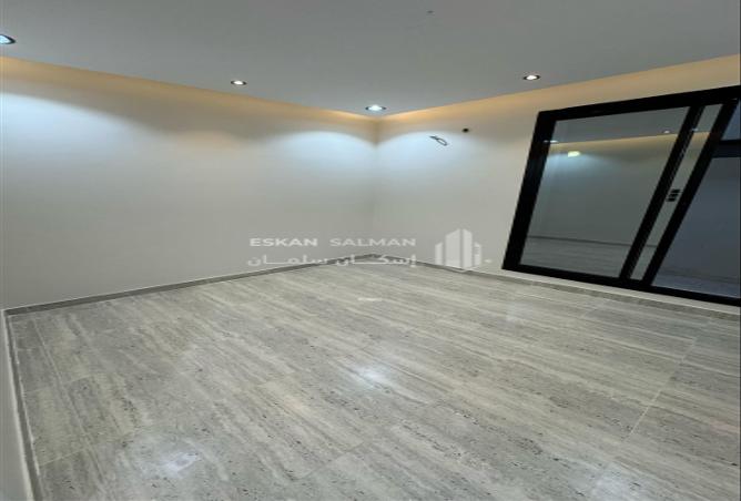 254083 - Property Image 3