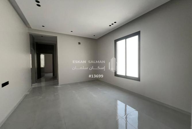 251807 - Property Image 3