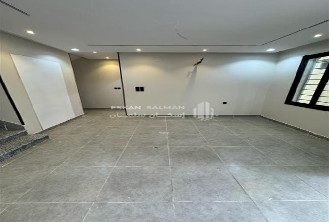 250063 - Property Image 3