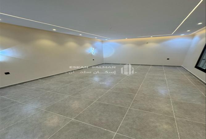 250063 - Property Image 2