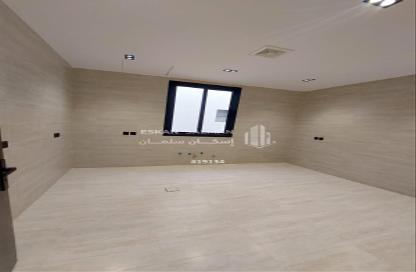 طابق كامل - 5 غرف نوم - 3 حمامات للبيع في المعيزيلة - الرياض - الرياض طابق كامل - 5 غرف نوم - 3 حمامات للبيع في المعيزيلة - الرياض - الرياض