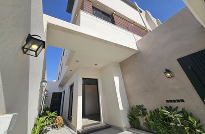 Full Floor - 5 Bedrooms - 4 Bathrooms for sale in Al Munisiyah - Riyadh - Ar Riyadh