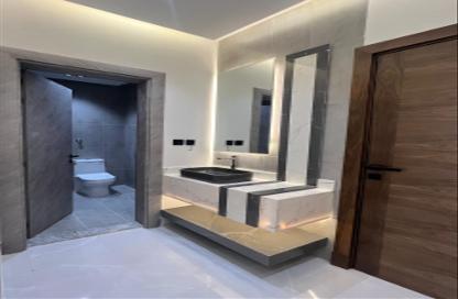 Apartment - 6 Bedrooms - 3 Bathrooms for sale in Al Bawadi - Jeddah - Makkah Al Mukarramah