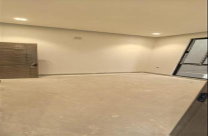 Full Floor - 5 Bedrooms - 4 Bathrooms for sale in Al Yarmuk - Riyadh - Ar Riyadh