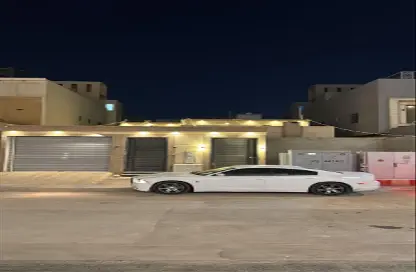 Villa - 3 Bedrooms - 4 Bathrooms for sale in Ar Rimal - Riyadh - Ar Riyadh