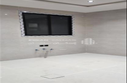 Apartment - 3 Bedrooms - 3 Bathrooms for sale in Al Bayan - Riyadh - Ar Riyadh