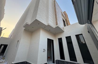Villa - 4 - 5 for sale in Al Munisiyah - Riyadh - Ar Riyadh