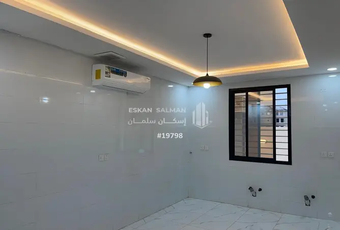 52024919 - Property Image 3