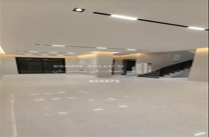 Apartment - 6 Bedrooms - 6 Bathrooms for sale in Al Murjan - Riyadh - Ar Riyadh