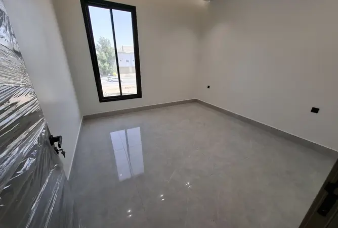 52273895 - Property Image 3