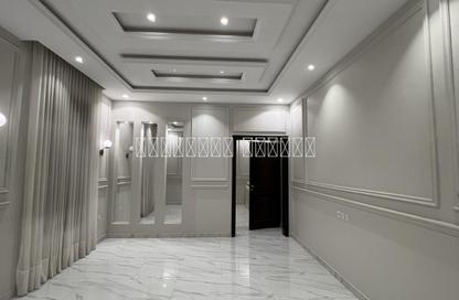 Apartment - 5 - 4 for rent in An Nuzhah - Jeddah - Makkah Al Mukarramah Apartment - 5 - 4 for rent in An Nuzhah - Jeddah - Makkah Al Mukarramah