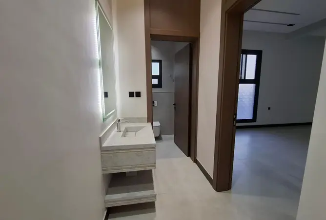 52243245 - Property Image 2