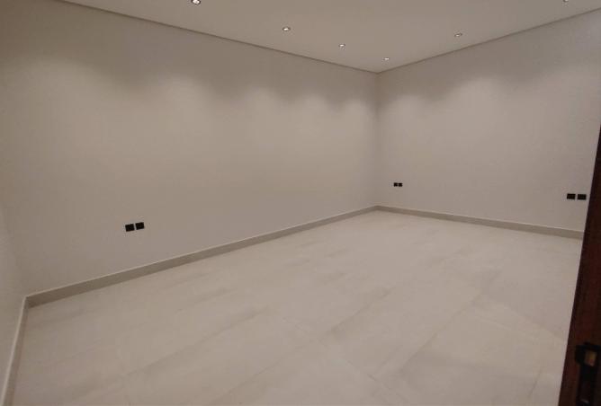 51437933 - Property Image 2