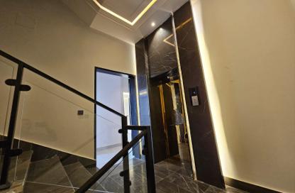 Full Floor - 5 Bedrooms - 4 Bathrooms for sale in Qurtubah - Riyadh - Ar Riyadh