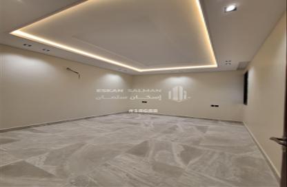Full Floor - 6 Bedrooms - 4 Bathrooms for sale in الروابي - أبها - Asir