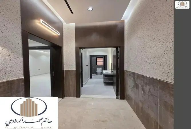 52343520 - Property Image 3