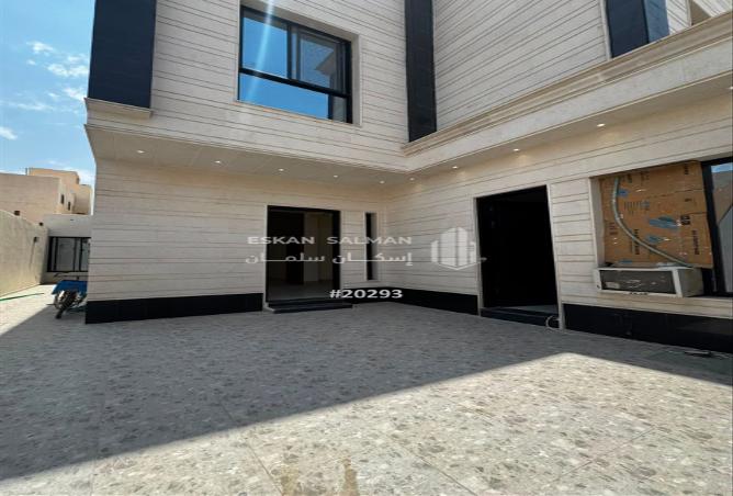 52107472 - Property Image 2