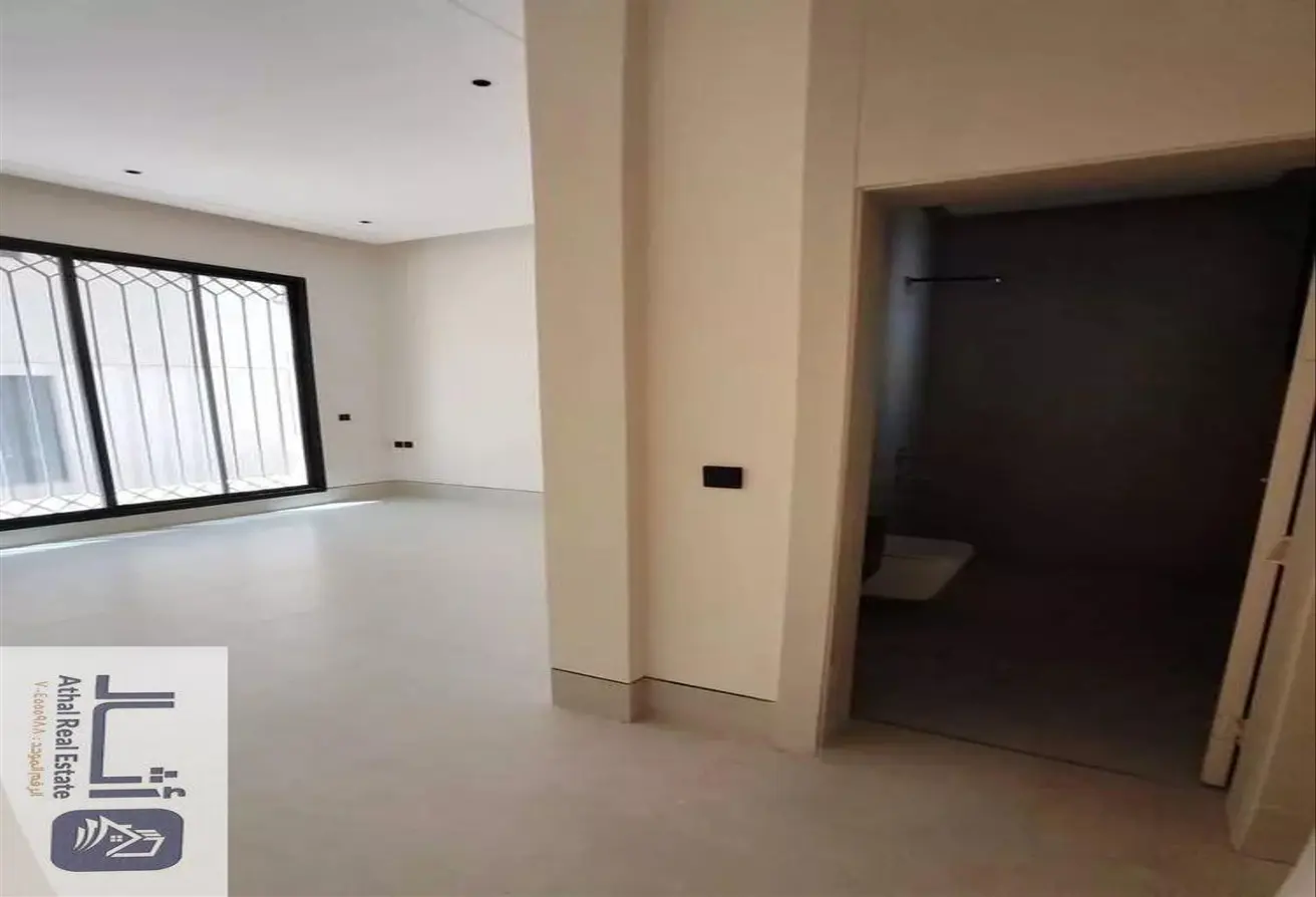 52253943 - Property Main Image