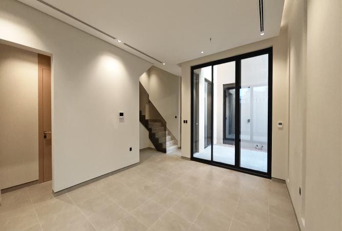 52091838 - Property Image 2