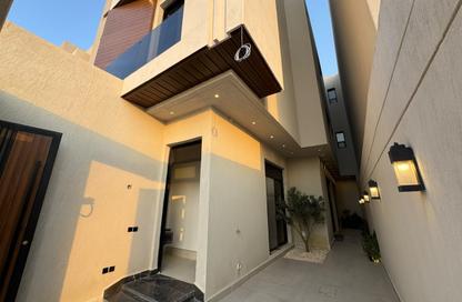 Full Floor - 4 Bedrooms - 3 Bathrooms for sale in Ar Rimal - Riyadh - Ar Riyadh