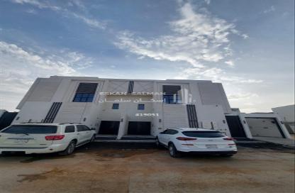 Full Floor - 6 Bedrooms - 4 Bathrooms for sale in Al Maizialah - Riyadh - Ar Riyadh