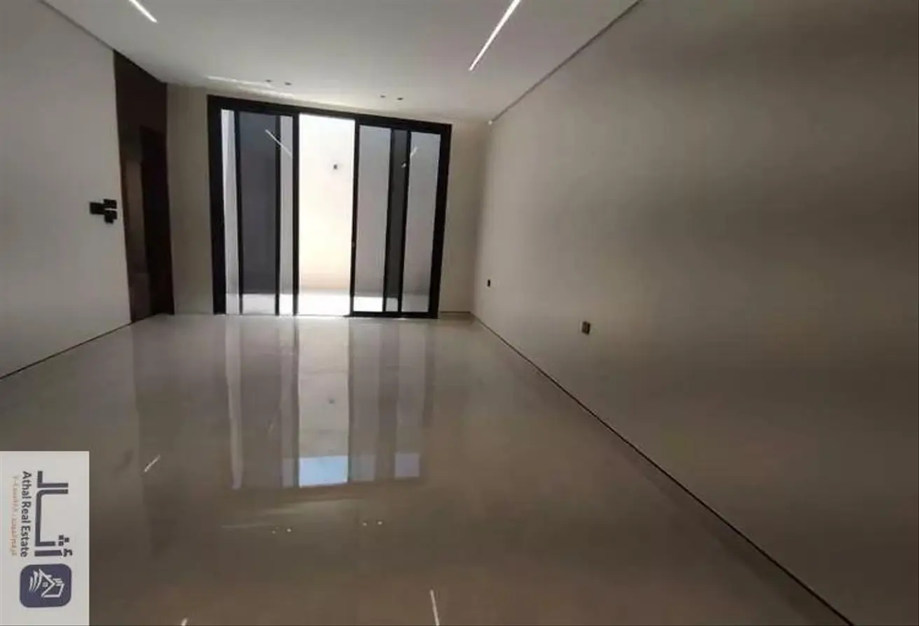 52284729 - Property Main Image