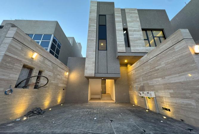 51734677 - Property Image 2