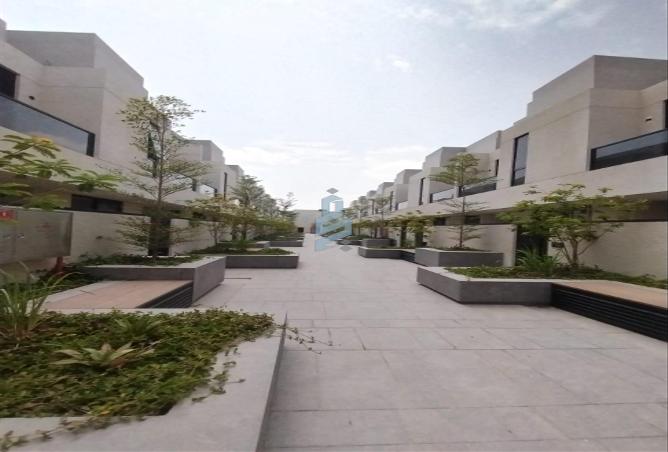 51328162 - Property Image 3