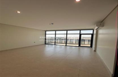 Apartment - 5 Bedrooms - 3 Bathrooms for sale in Taybah - Ad Dammam - Eastern Apartment - 5 Bedrooms - 3 Bathrooms for sale in Taybah - Ad Dammam - Eastern