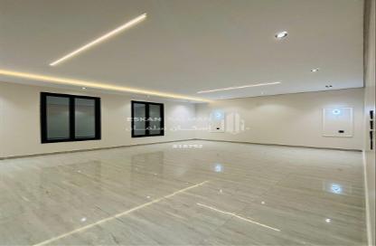 Apartment - 7+ Bedrooms - 5 Bathrooms for sale in إشبيلية - Al Jubail - Eastern