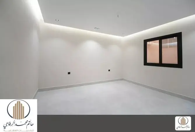52343958 - Property Image 3