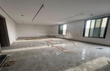 Villa - 7 Bedrooms - 5 Bathrooms for sale in العزيزية - Al Jubail - Eastern