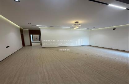 Full Floor - 4 Bedrooms - 3 Bathrooms for sale in Tuwaiq - Riyadh - Ar Riyadh