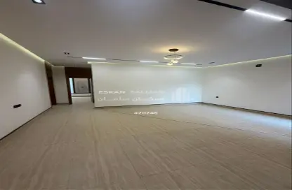 طابق كامل - 4 غرف نوم - 3 حمامات للبيع في طويق - الرياض - الرياض