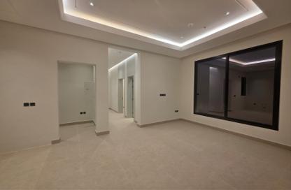 Apartment - 4 Bedrooms - 3 Bathrooms for sale in Al Munisiyah - Riyadh - Ar Riyadh Apartment - 4 Bedrooms - 3 Bathrooms for sale in Al Munisiyah - Riyadh - Ar Riyadh