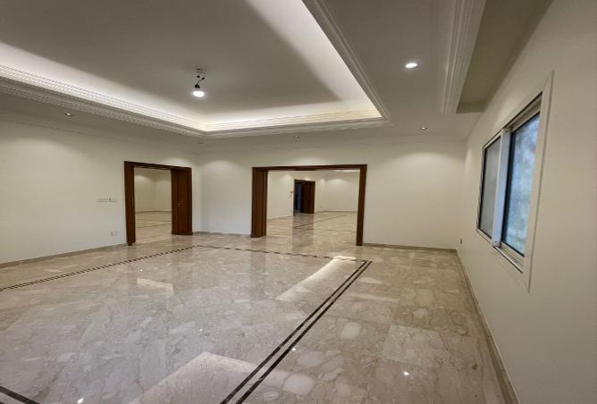 258491 - Property Image 2