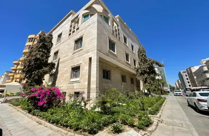 شقة - 5 غرف نوم - 4 حمامات للايجار في الروضة - جدة - مكة المكرمة