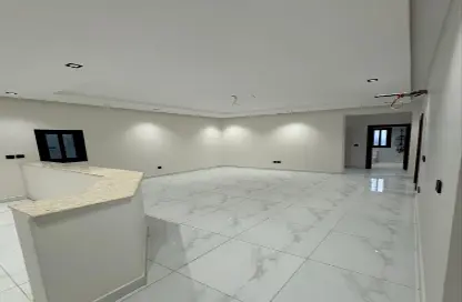 Apartment - 5 Bedrooms - 3 Bathrooms for rent in Al Manar - Jeddah - Makkah Al Mukarramah