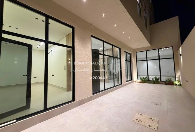 51861231 - Property Image 2