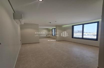 Apartment - 6 Bedrooms - 4 Bathrooms for sale in Ash Shulah - Ad Dammam - Eastern