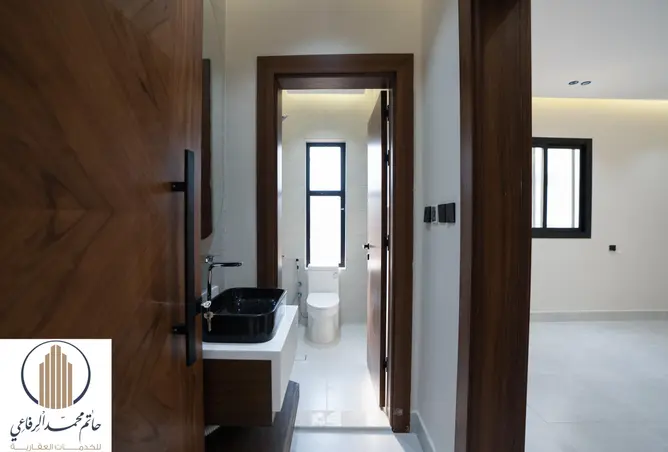 52279469 - Property Image 3