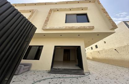 Full Floor - 4 Bedrooms - 3 Bathrooms for sale in West Naseem - Riyadh - Ar Riyadh