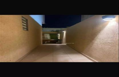 Villa - 6 - 5 for sale in Dhahrat Laban - Riyadh - Ar Riyadh