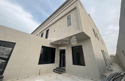 Villa - 7 Bedrooms - 5 Bathrooms for sale in العزيزية - Al Jubail - Eastern