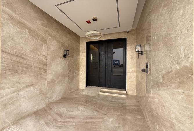 51600067 - Property Image 2