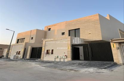 Full Floor - 5 Bedrooms - 4 Bathrooms for sale in Al Fayha - Riyadh - Ar Riyadh