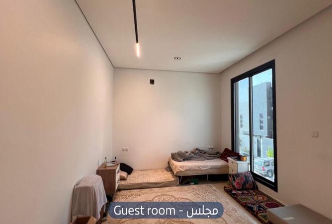 259443 - Property Image 3